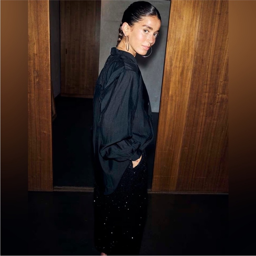 NWT Never Fully Dressed Black
Miley Shirt - Picture 3 of 12